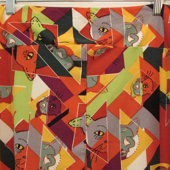 LulaRoe Geometric Cat Print Leggings TC2 - Picture 4 of 15